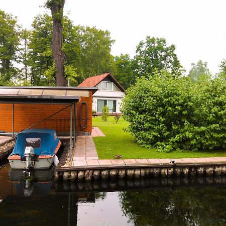 Ferienhaus Direkt An Der Spree Mit Whirlpool Und Sauna Berlin Kültér fotó