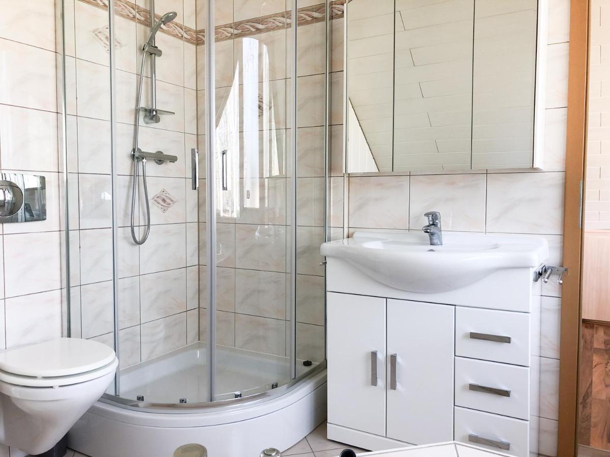 Ferienhaus Direkt An Der Spree Mit Whirlpool Und Sauna Berlin Kültér fotó