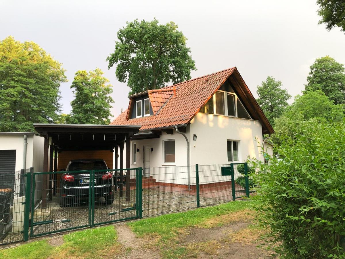 Ferienhaus Direkt An Der Spree Mit Whirlpool Und Sauna Berlin Kültér fotó